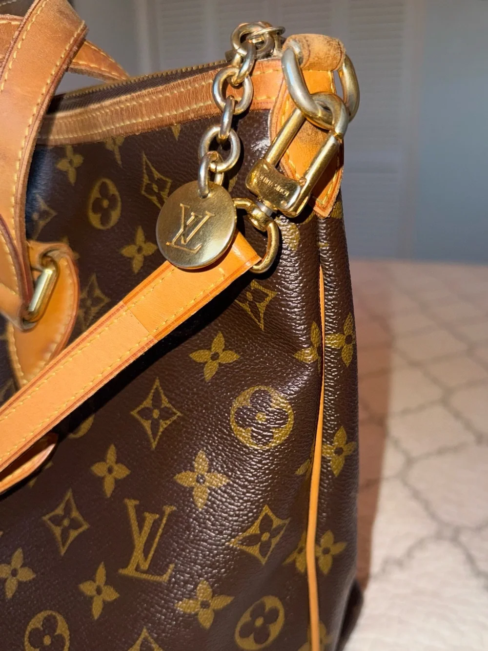 Louis Vuitton Palermo PM-COA included.
